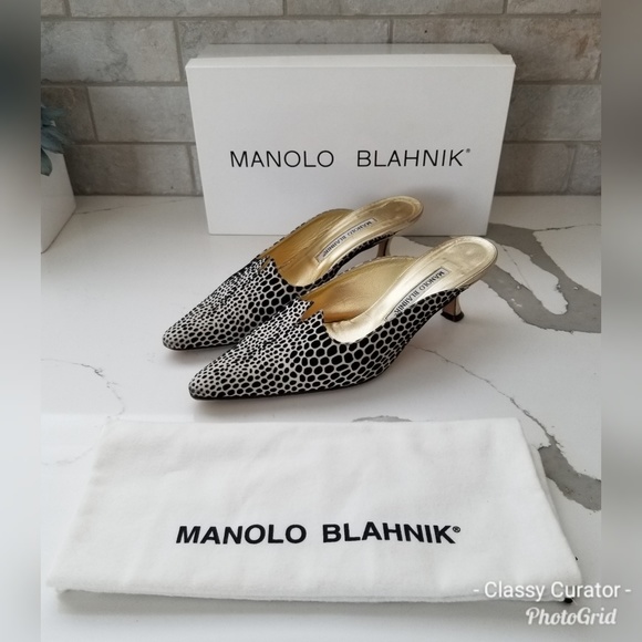 Manolo Blahnik Shoes - MANOLO BLAHNIK blk/gray pointy toe kitten heels